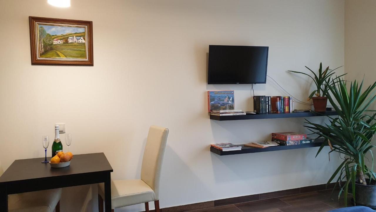 Búzavirág Apartmanház Balatonakali Kültér fotó