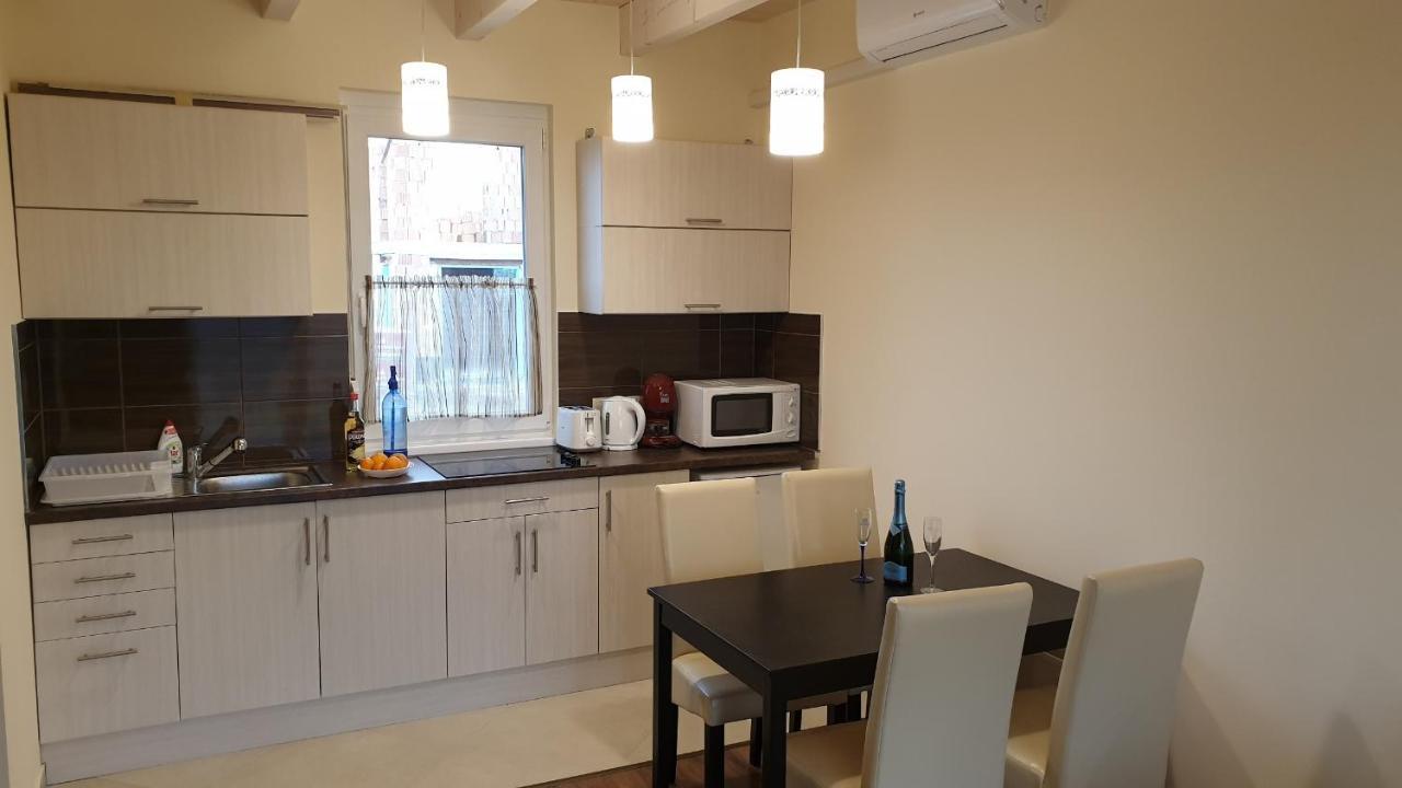 Búzavirág Apartmanház Balatonakali Kültér fotó