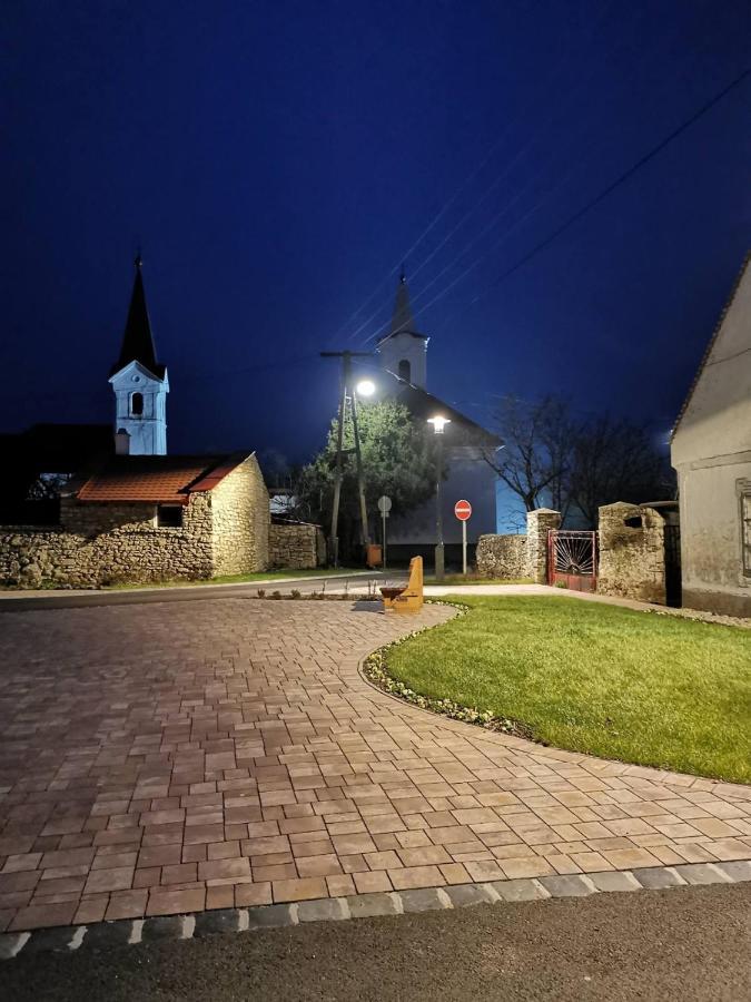 Búzavirág Apartmanház Balatonakali Kültér fotó